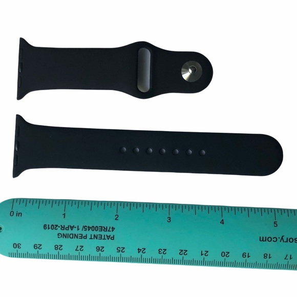 5/$20 NEW BLACK Silicone Sport Band Apple Watch 38/40/41mm M/L - Picture 4 of 8